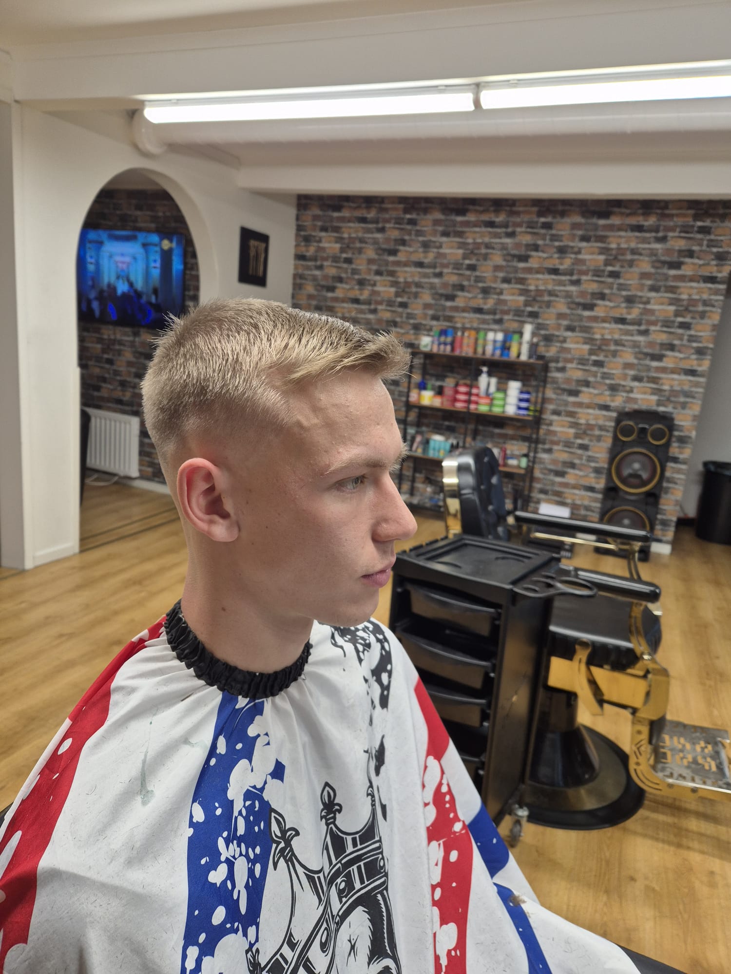 Modern herrklippning - professionell finish